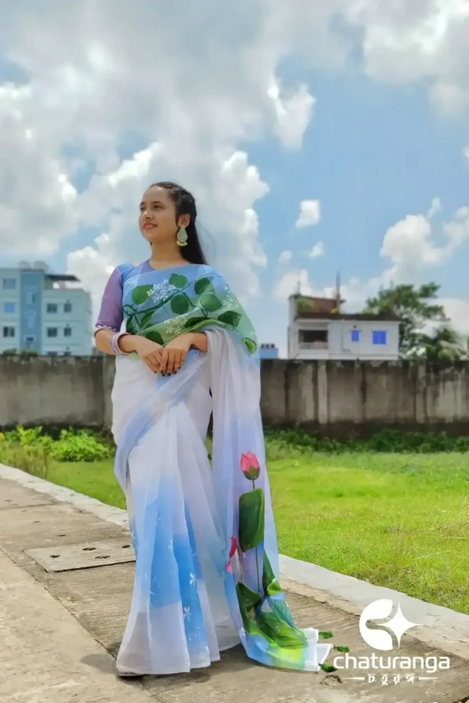 poddobalika semi musline saree